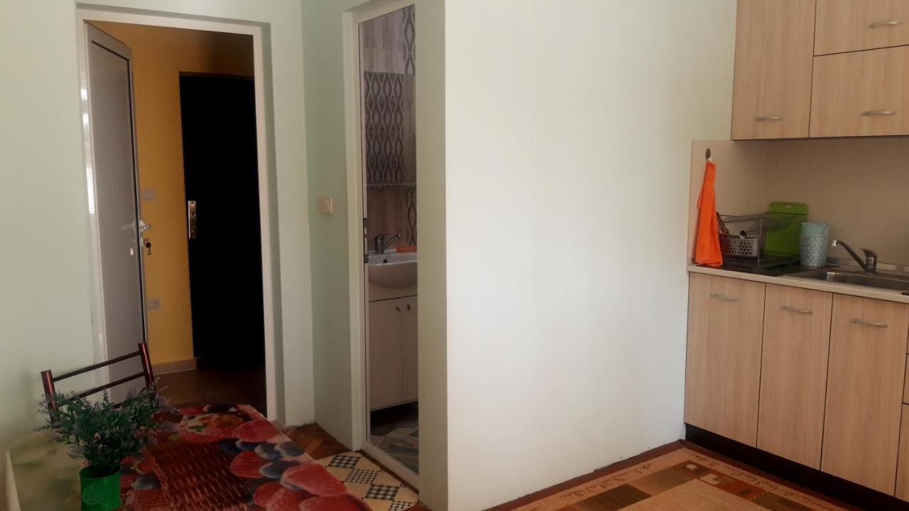 Central Apartment Silistra Esterno foto